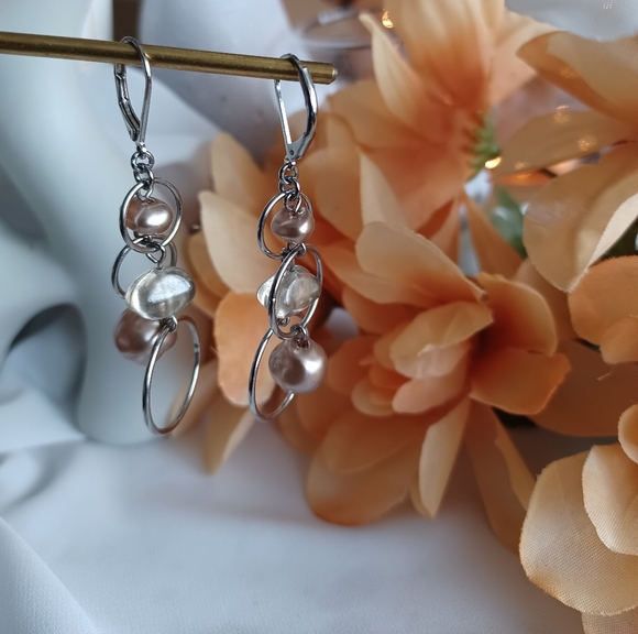 Irregular Geometric Earrings - Picture 9 of 13